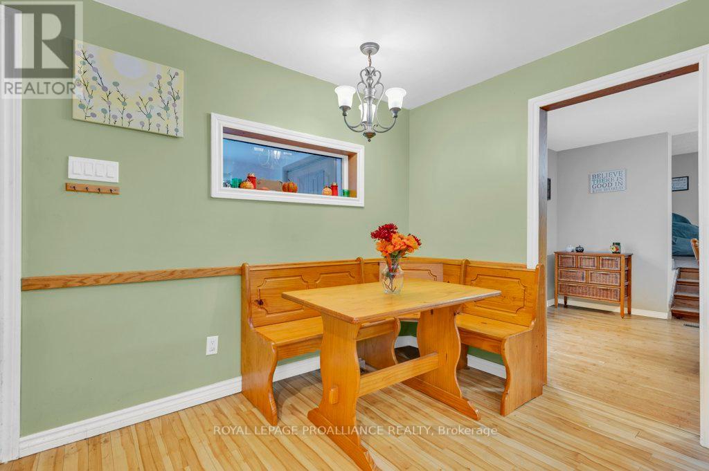 114 LISGAR ST