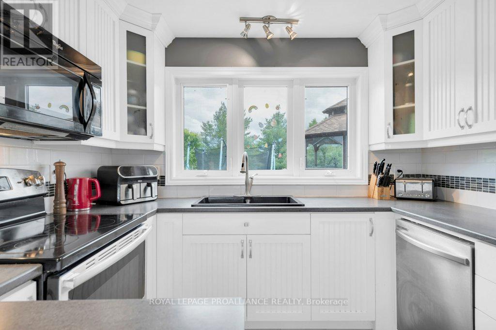 1054 BETHEL RD