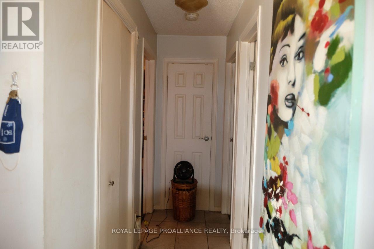 60 WALLBRIDGE CRES