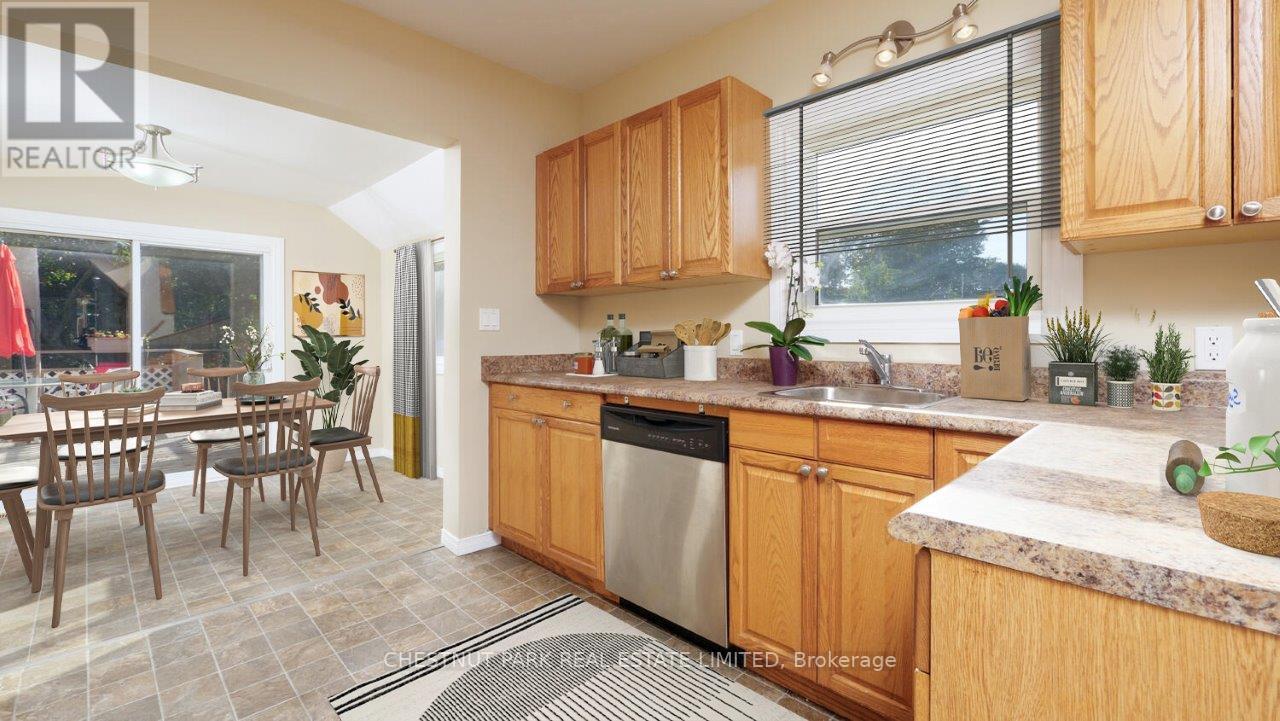 571 9TH STREET 'A'  W