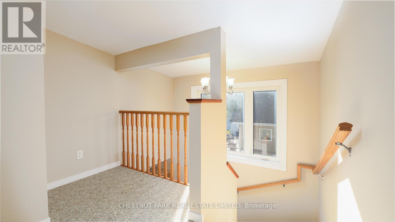 571 9TH STREET 'A'  W