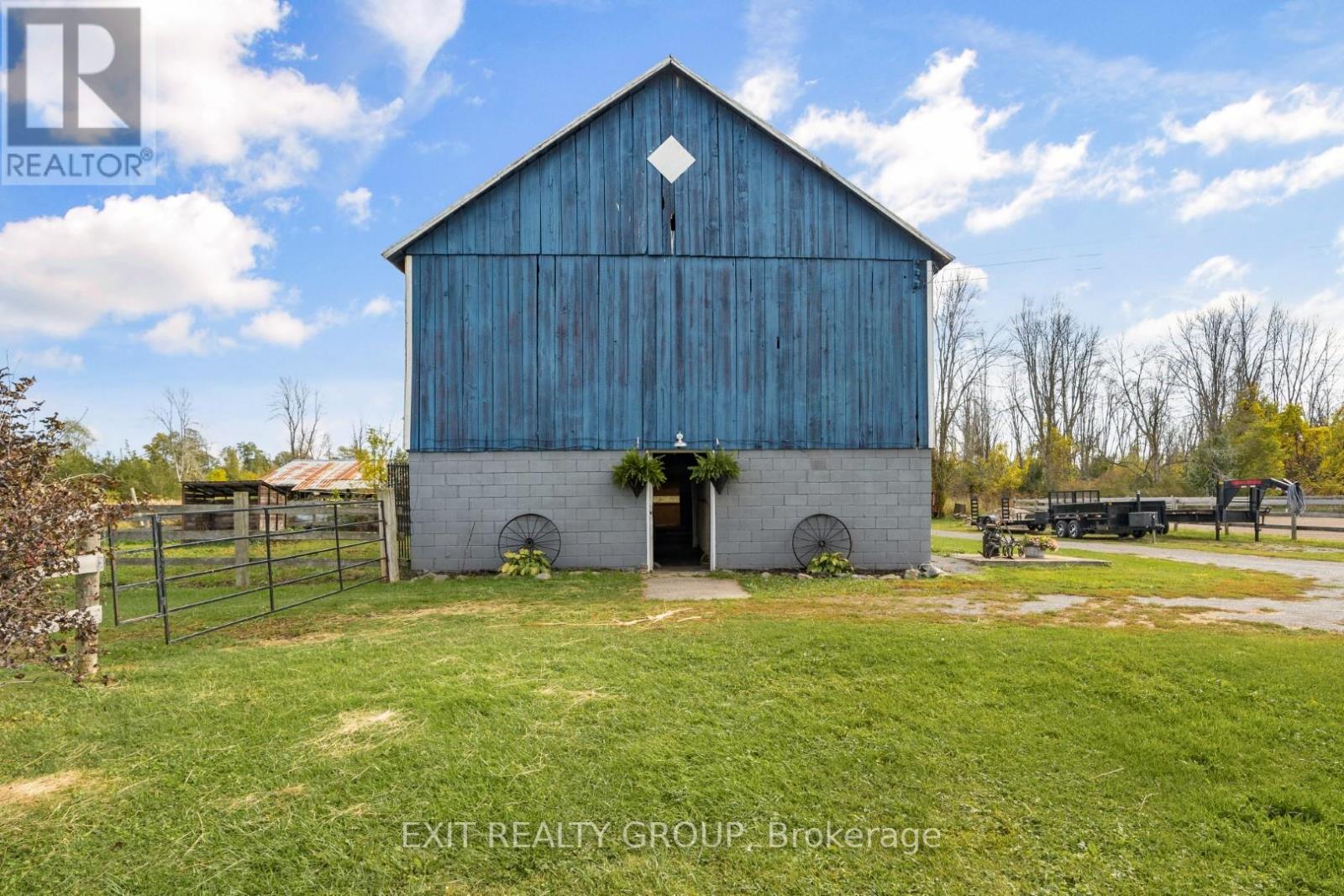 742 CASEY RD