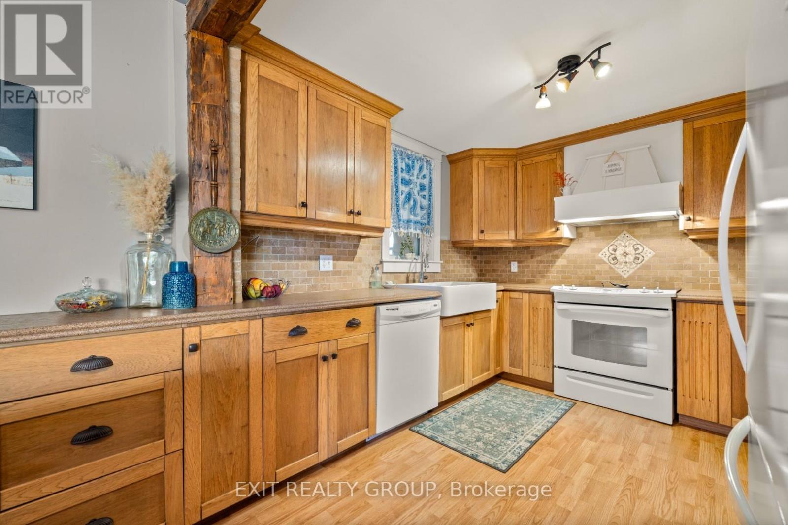 742 CASEY RD