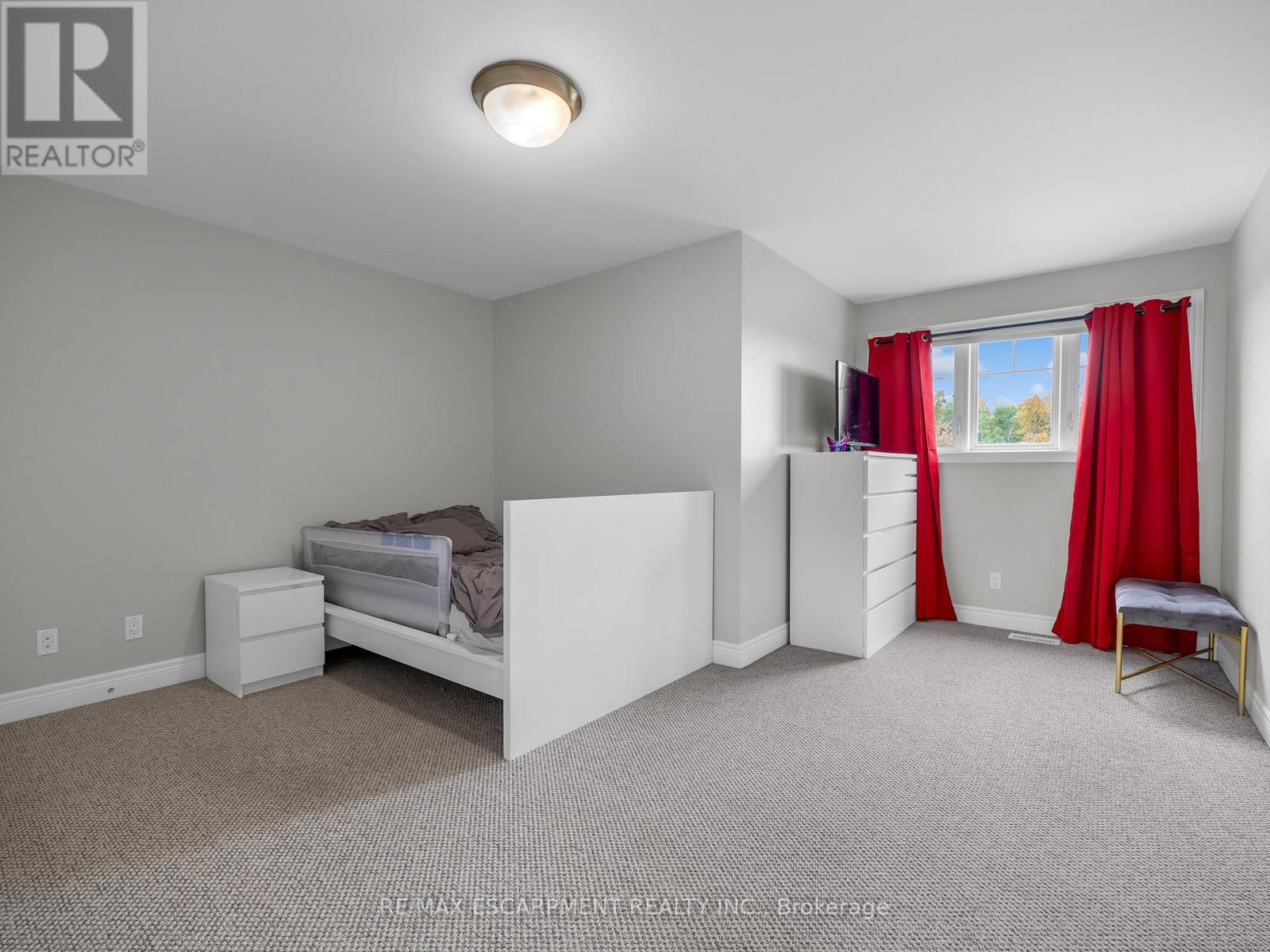 585 SMITHVILLE RD