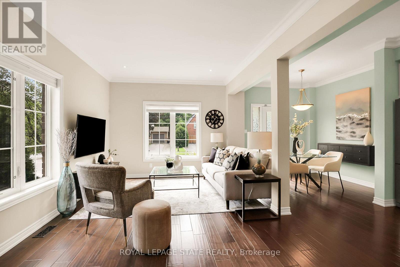 #14 -43 KERMAN AVE, #14