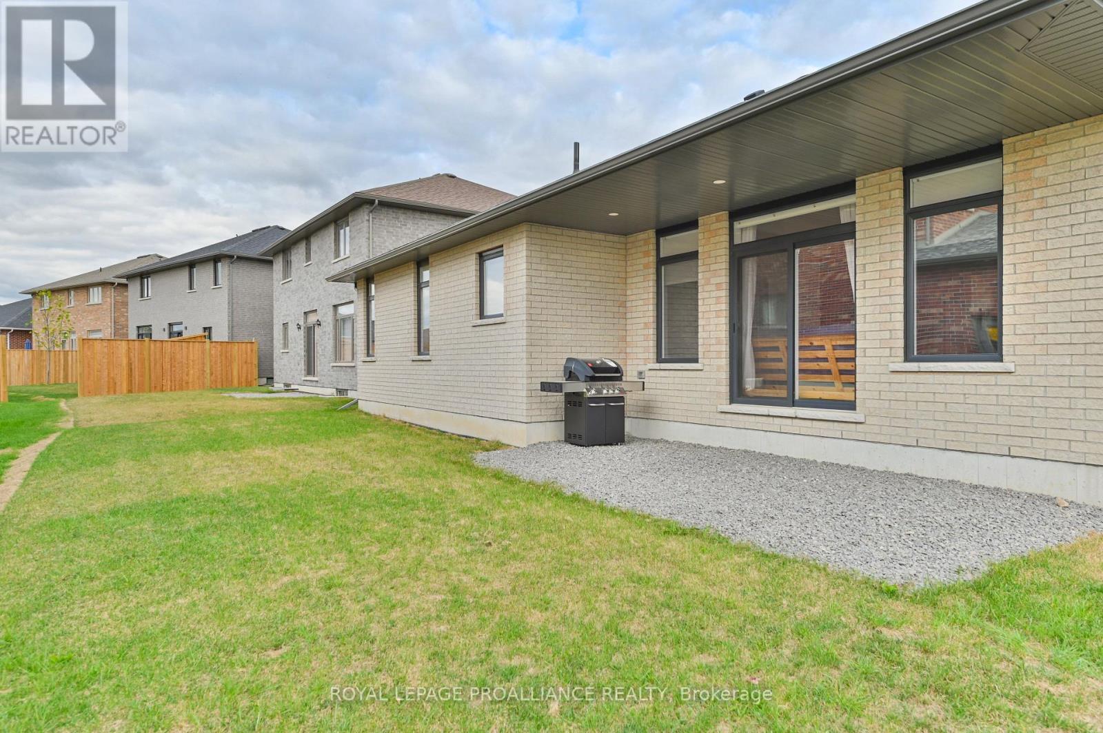 72 ESSEX DR
