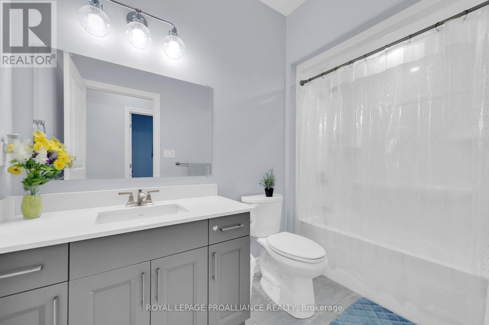 72 ESSEX DR