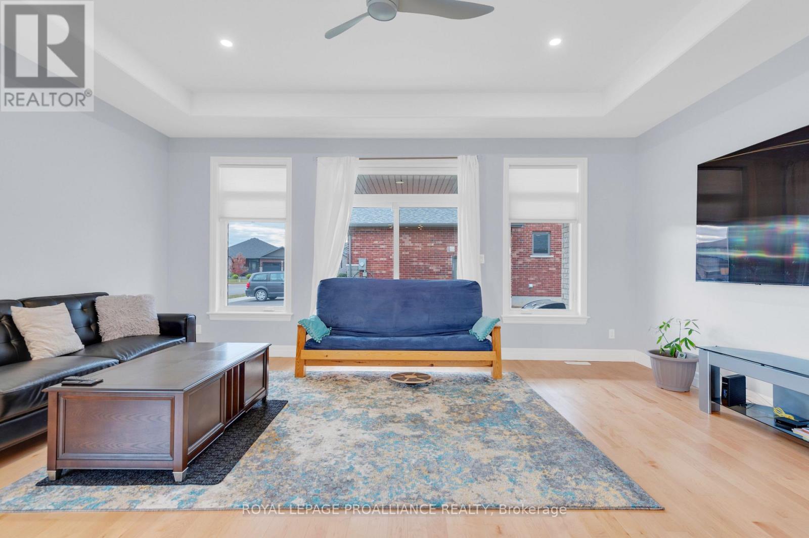 72 ESSEX DR