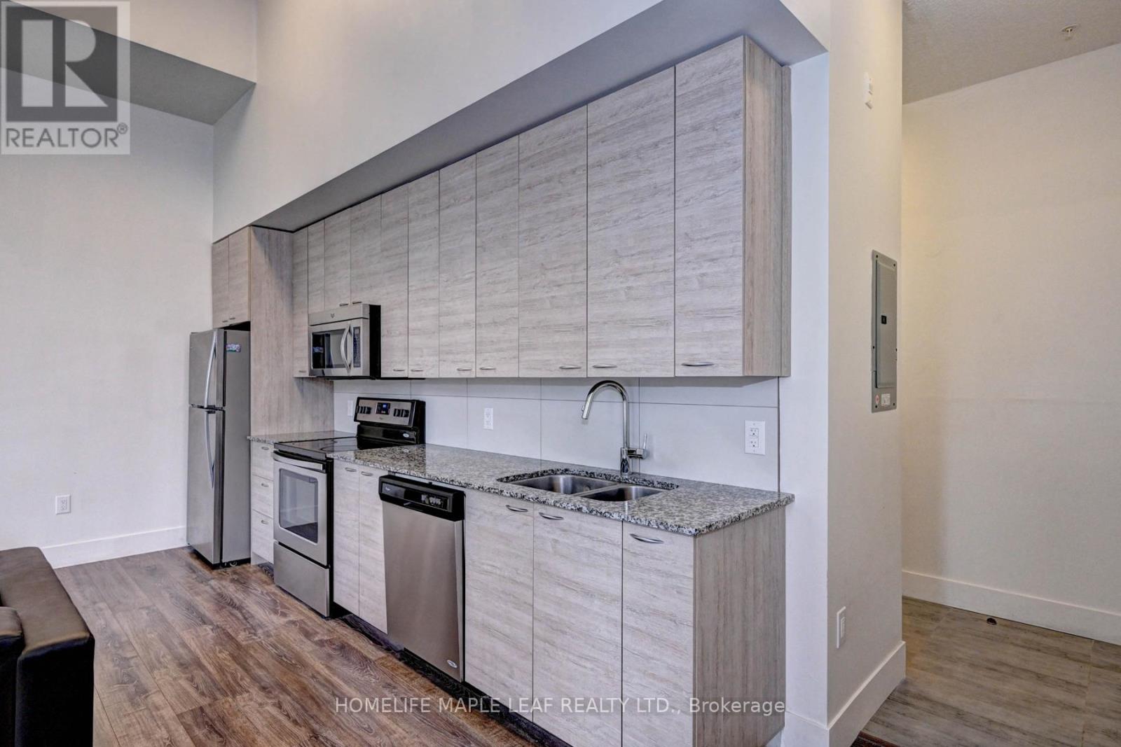 #106 -253 ALBERT ST W, #106