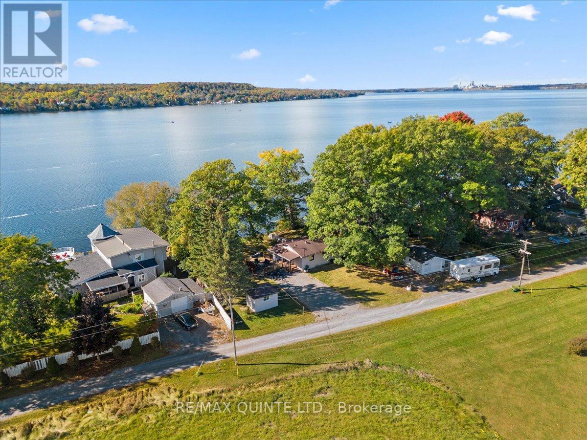 48 QUINTE VIEW RD