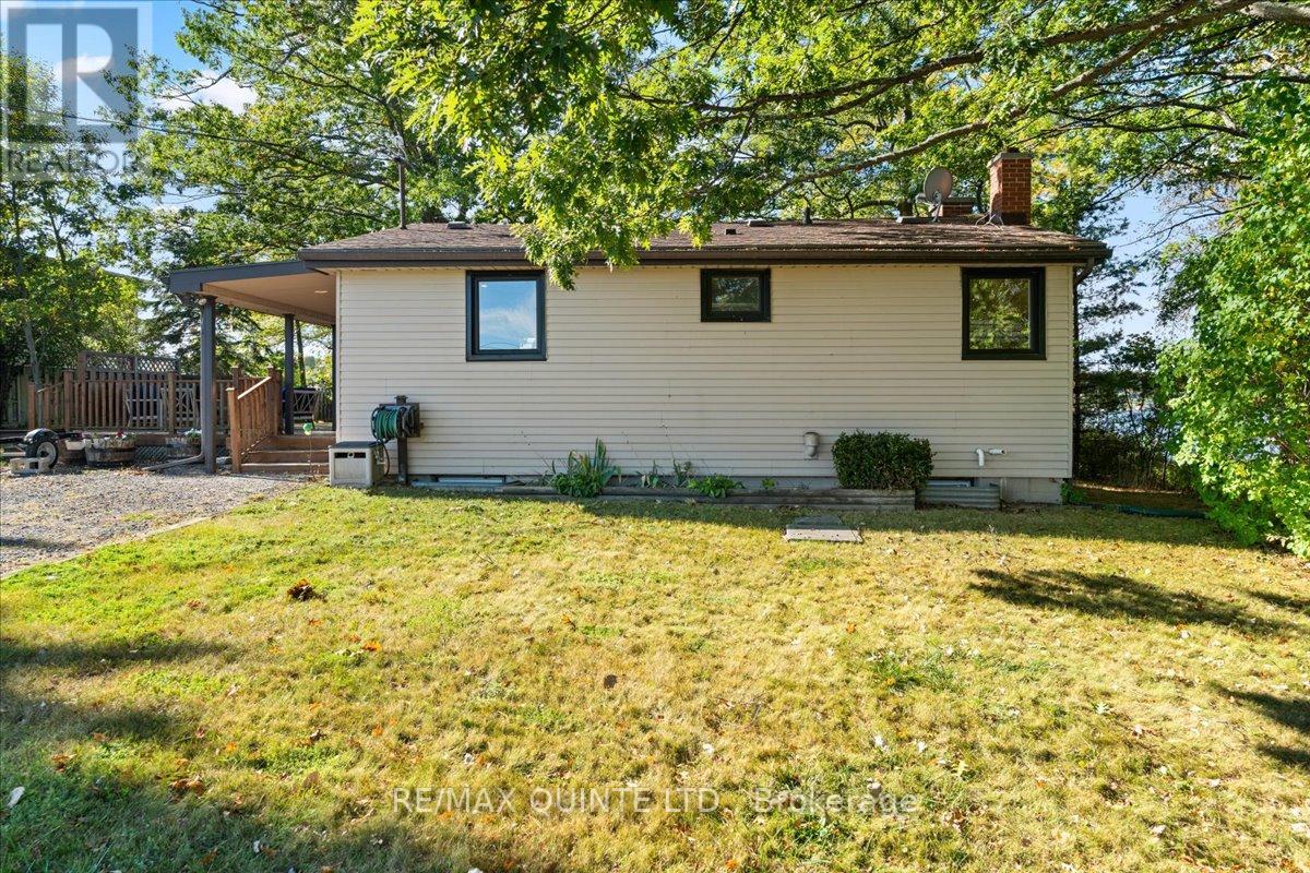 48 QUINTE VIEW RD