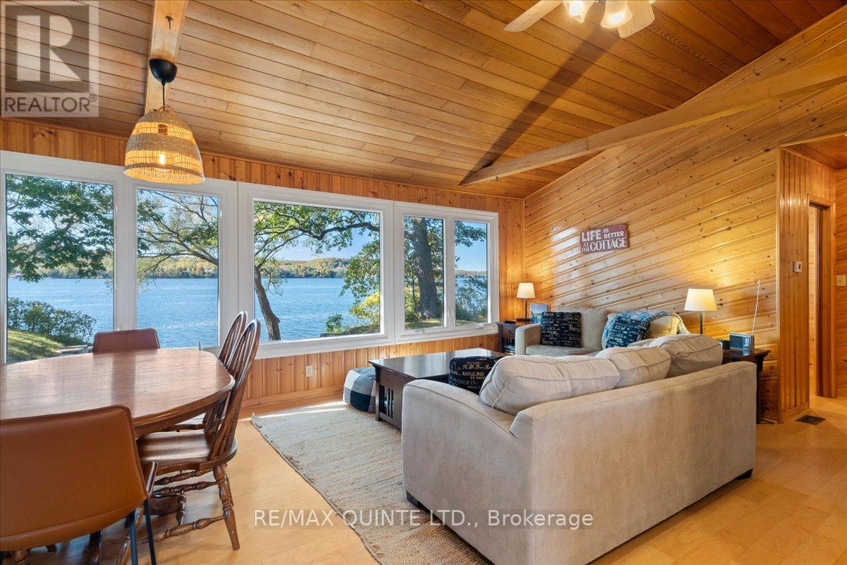 48 QUINTE VIEW RD