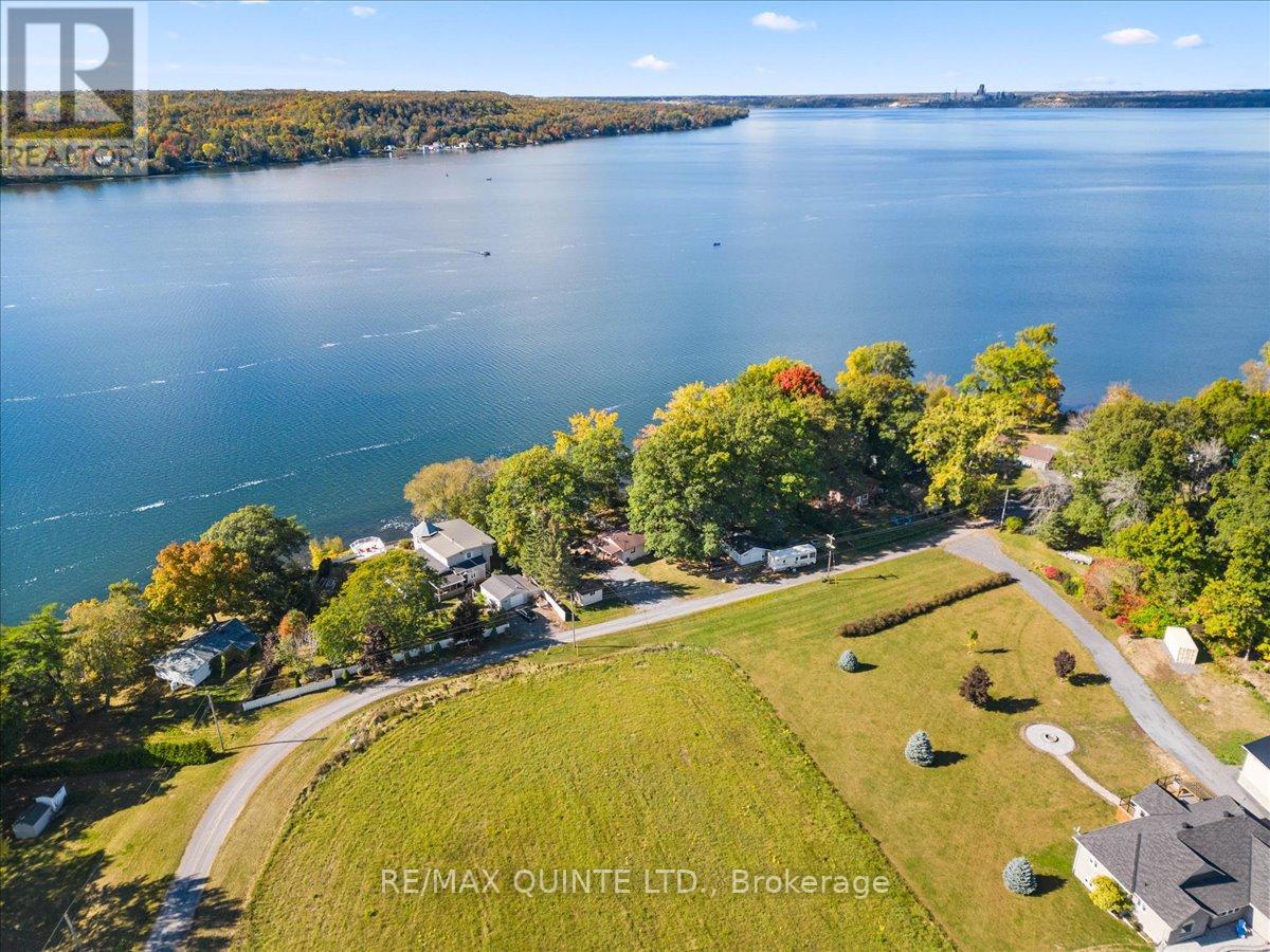 48 QUINTE VIEW RD