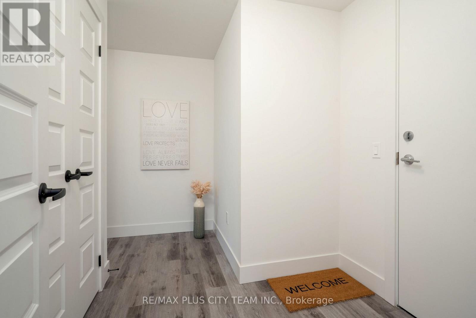 #301 -103 ROGERS ST, #301