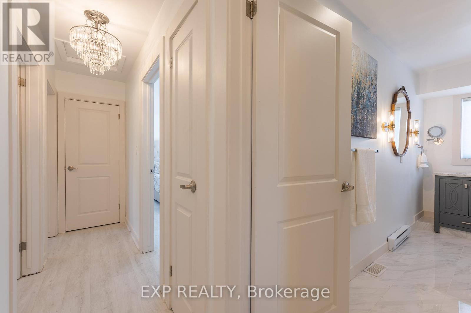 150 BAYVIEW DR