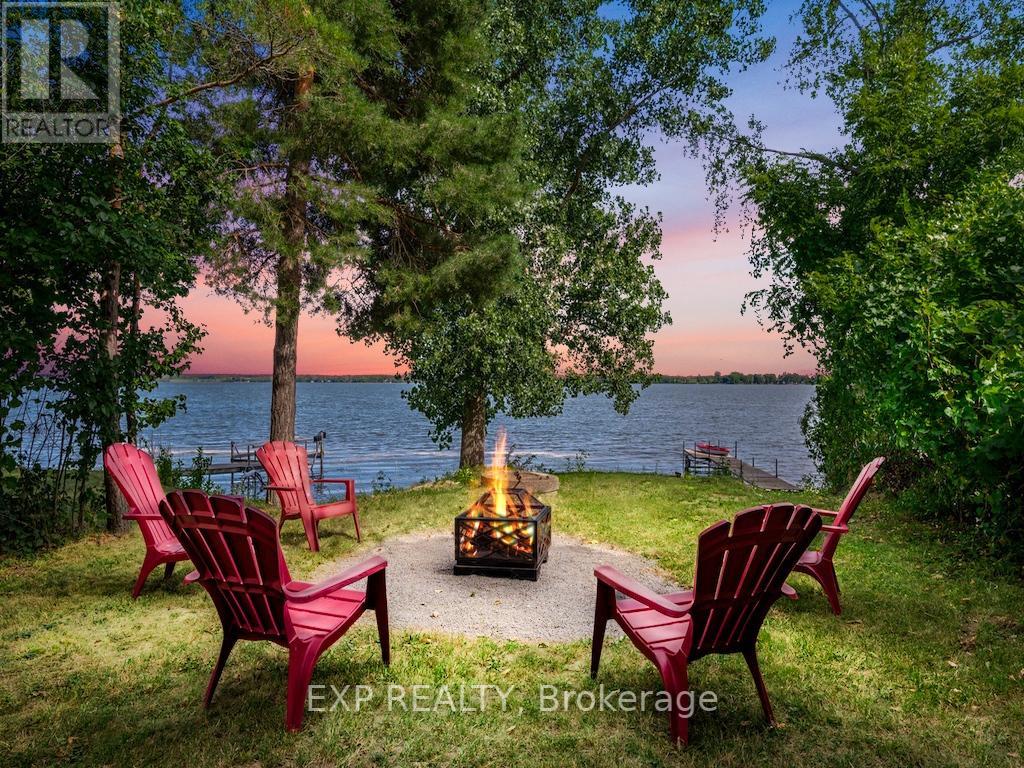 150 BAYVIEW DR