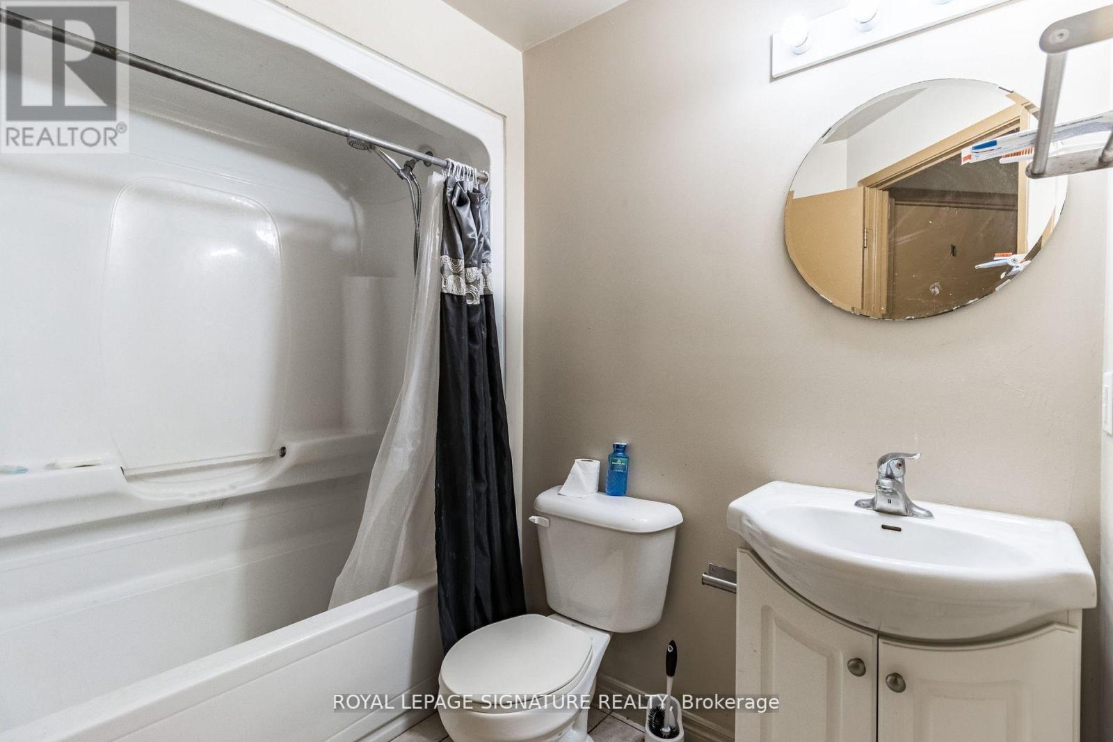 #101 -253 LESTER ST, #101