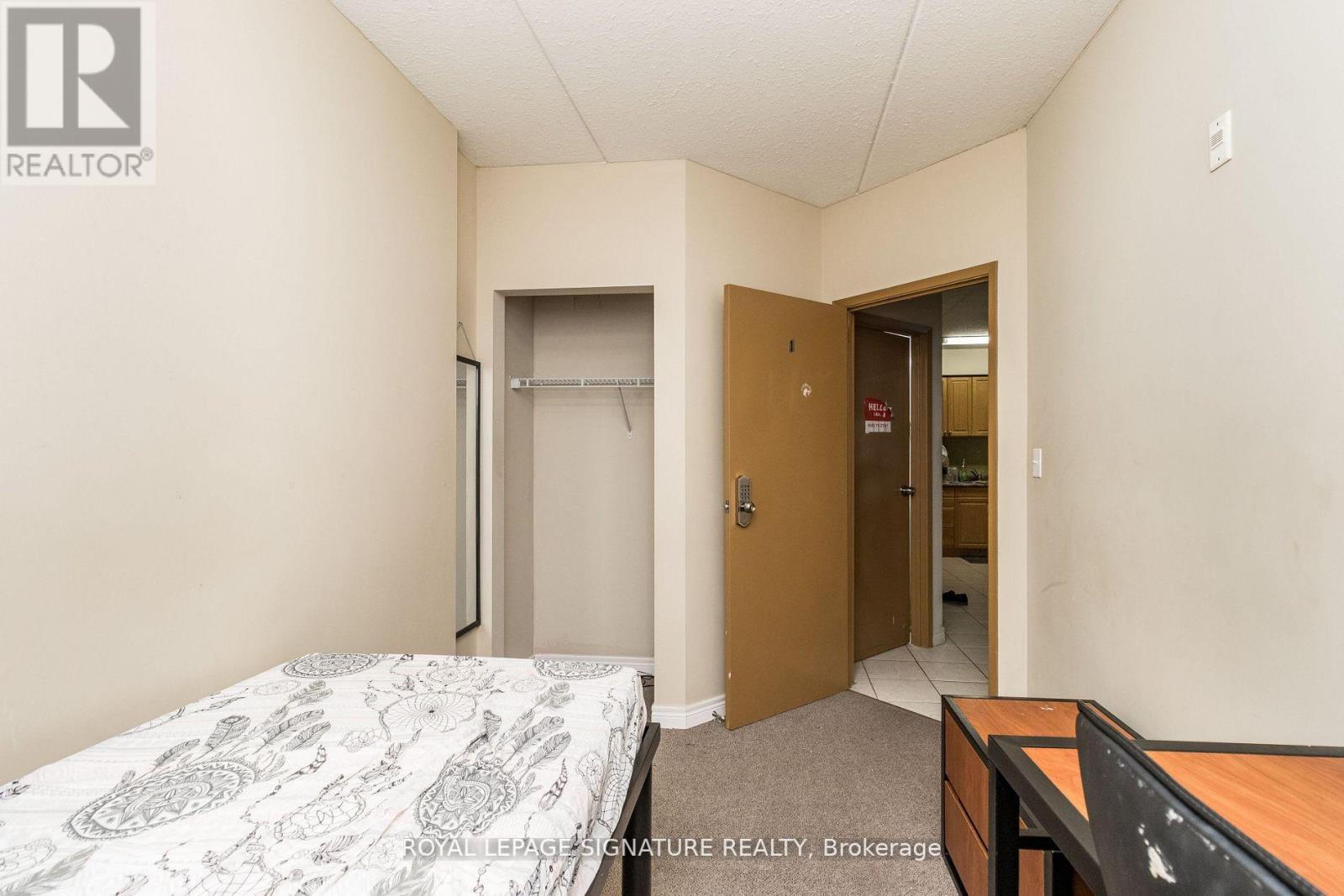 #101 -253 LESTER ST, #101