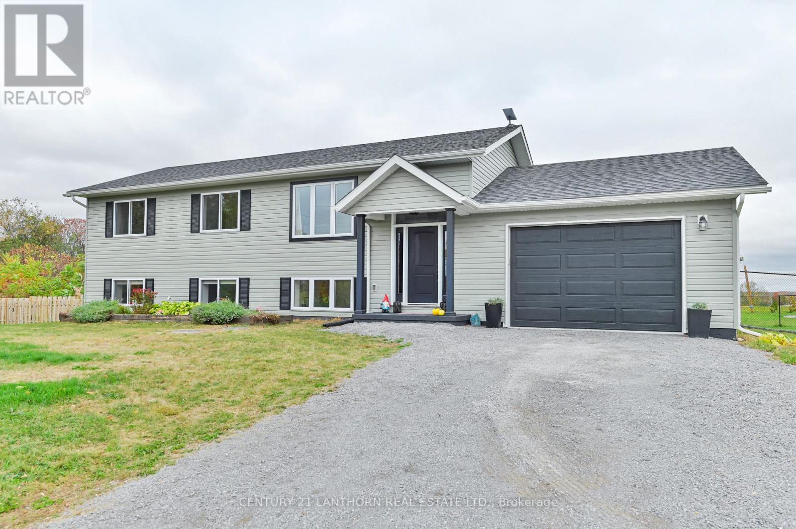 96 PITTS LANDING RD