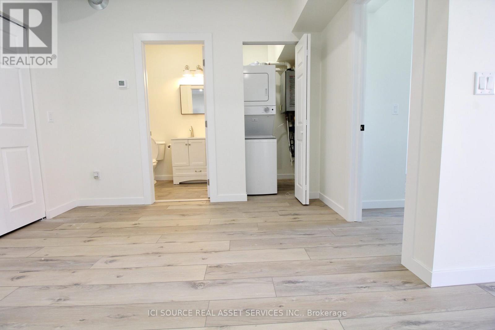 U 10 2 TALBOT ST S, #Unit 10