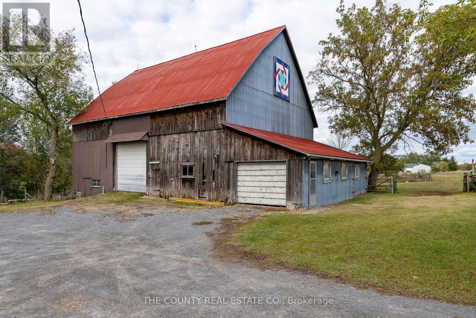 2561 COUNTY ROAD 10 RD