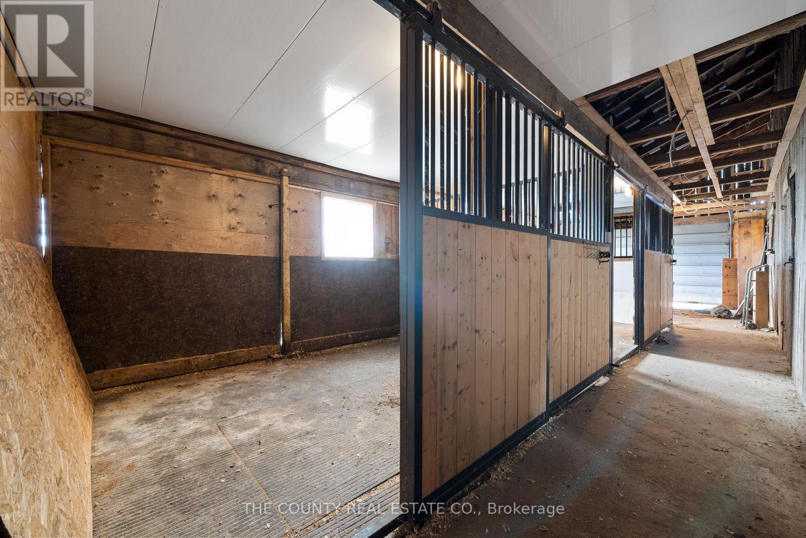2561 COUNTY ROAD 10 RD