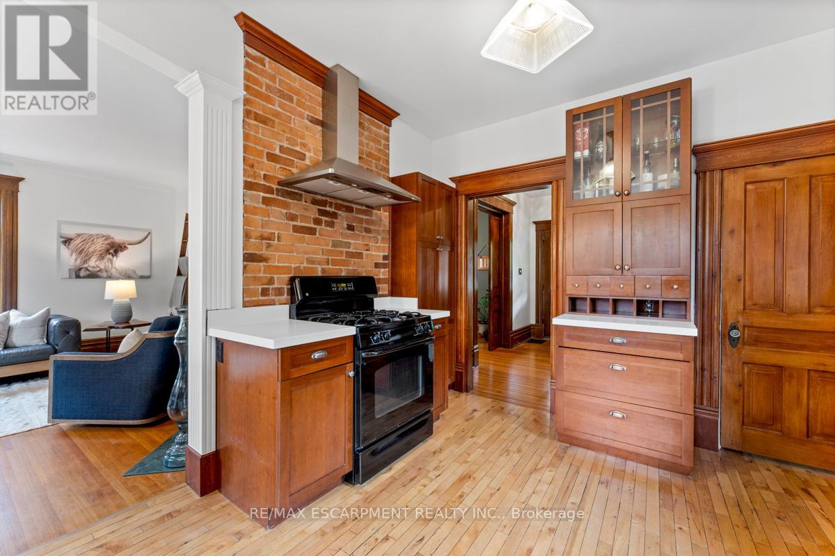 299 OXFORD ST