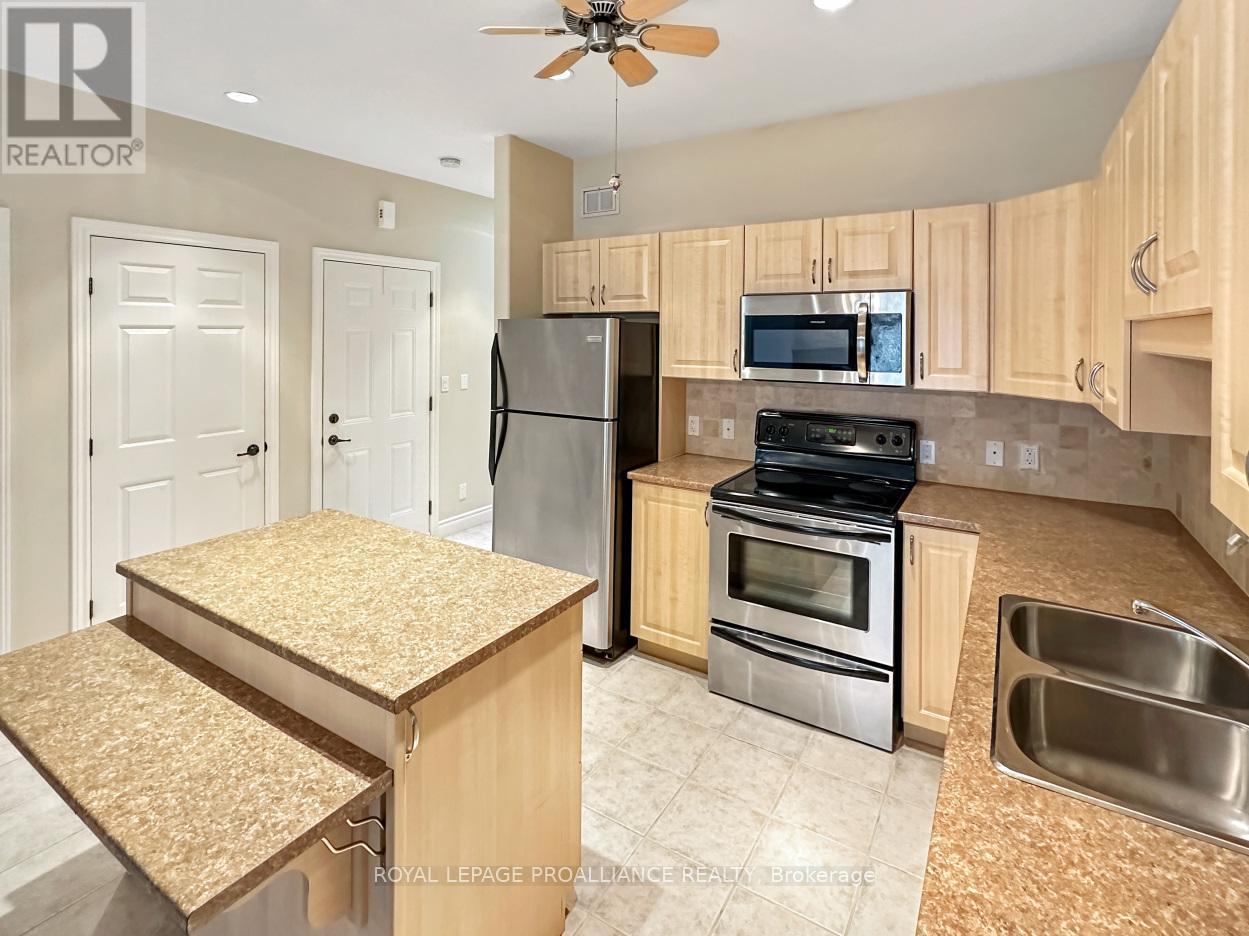 #2 -16 LANE AVE, #2