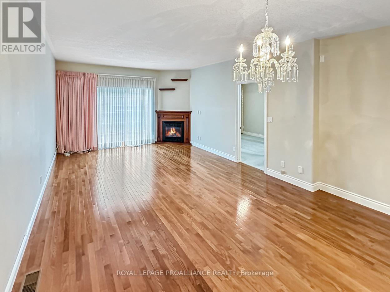 #2 -16 LANE AVE, #2
