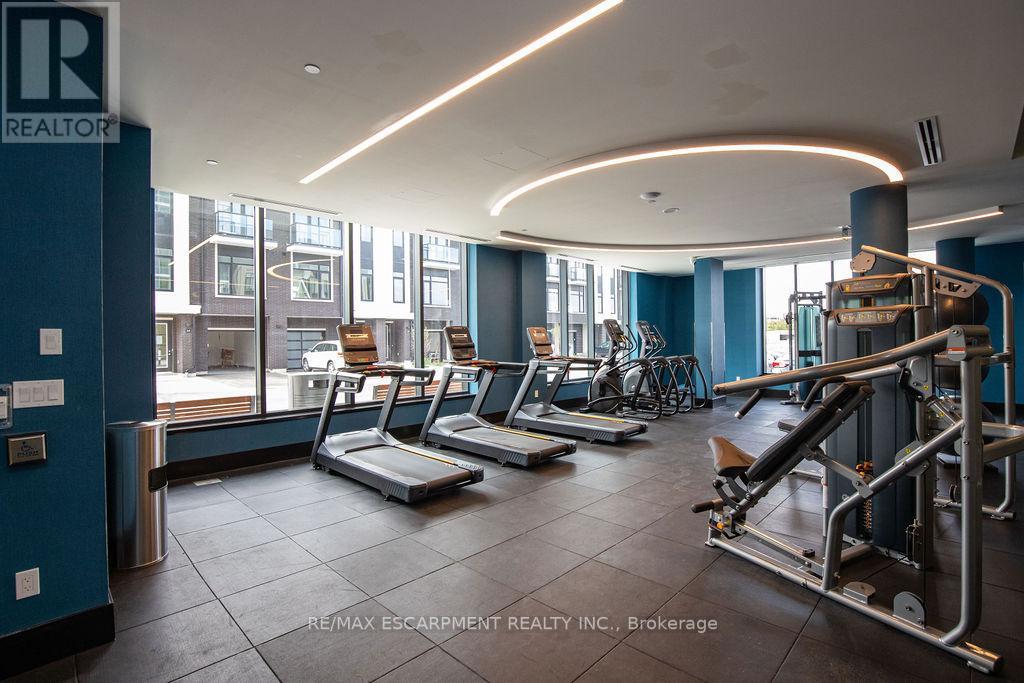 #76 -10 WINDWARD DR, #76