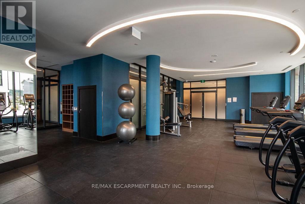 #76 -10 WINDWARD DR, #76