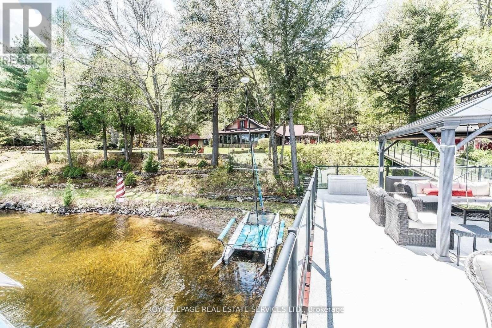 1049 ROCKWOOD LANE