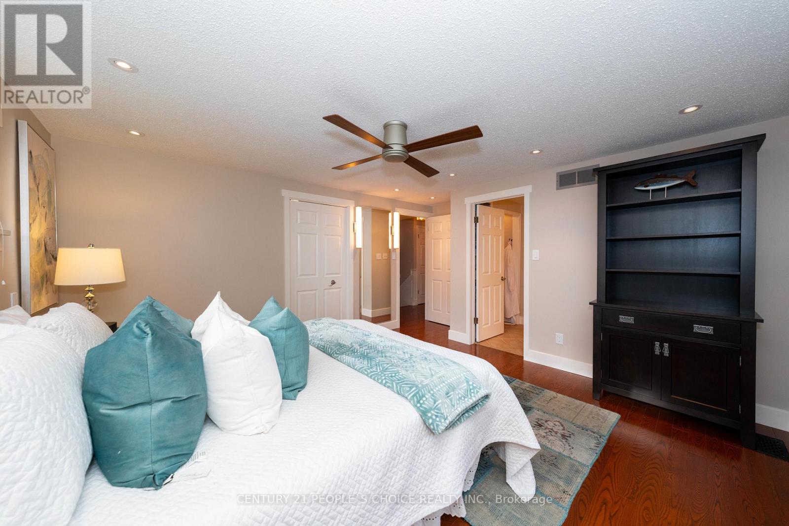 178 SANDFORD FLEMING DR
