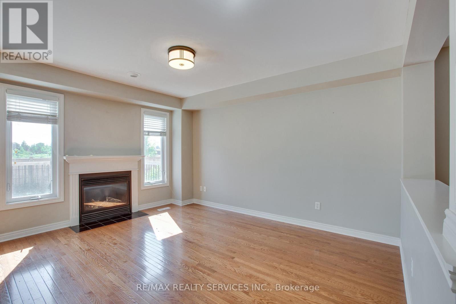 2515 MEADOWGATE BLVD