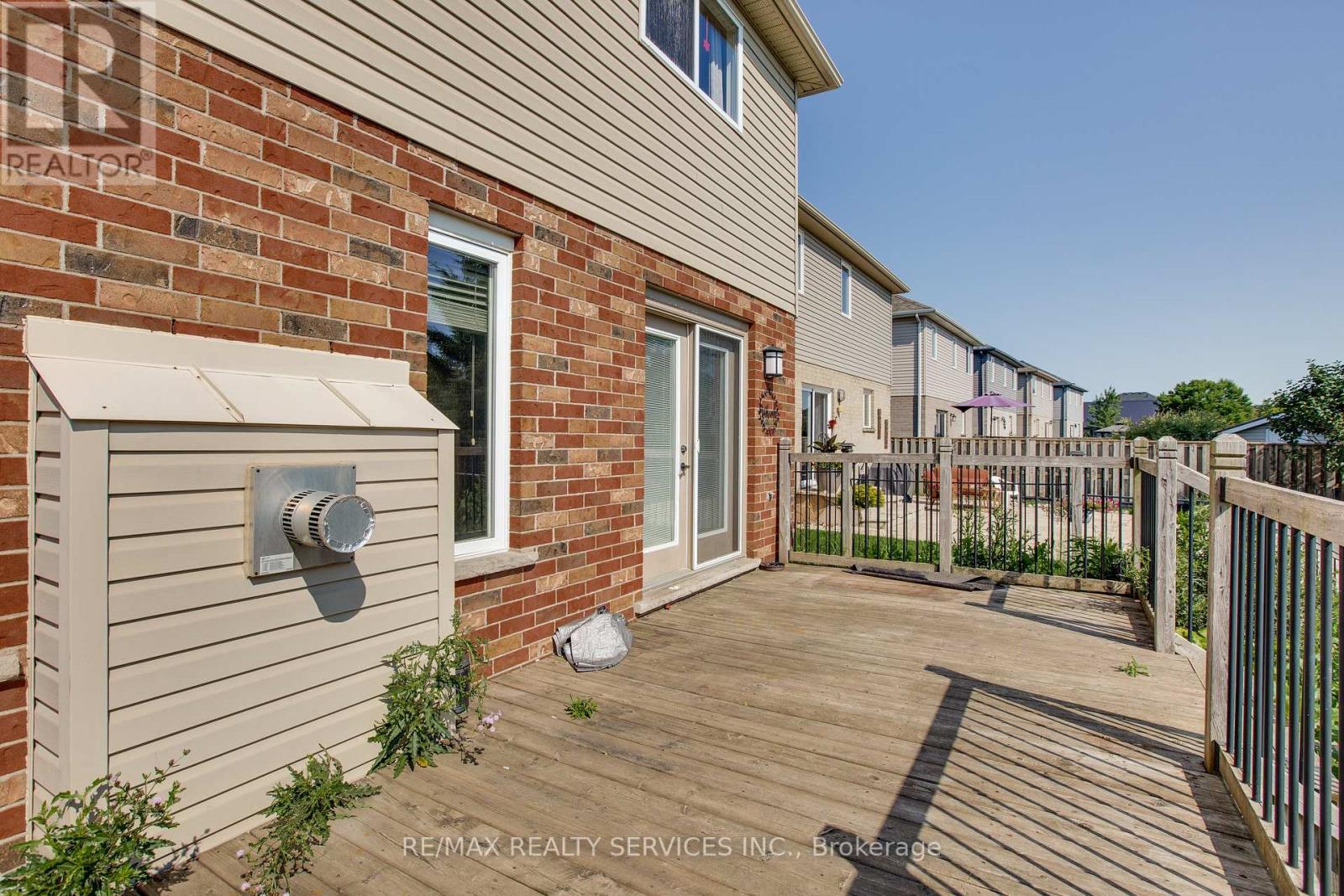 2515 MEADOWGATE BLVD