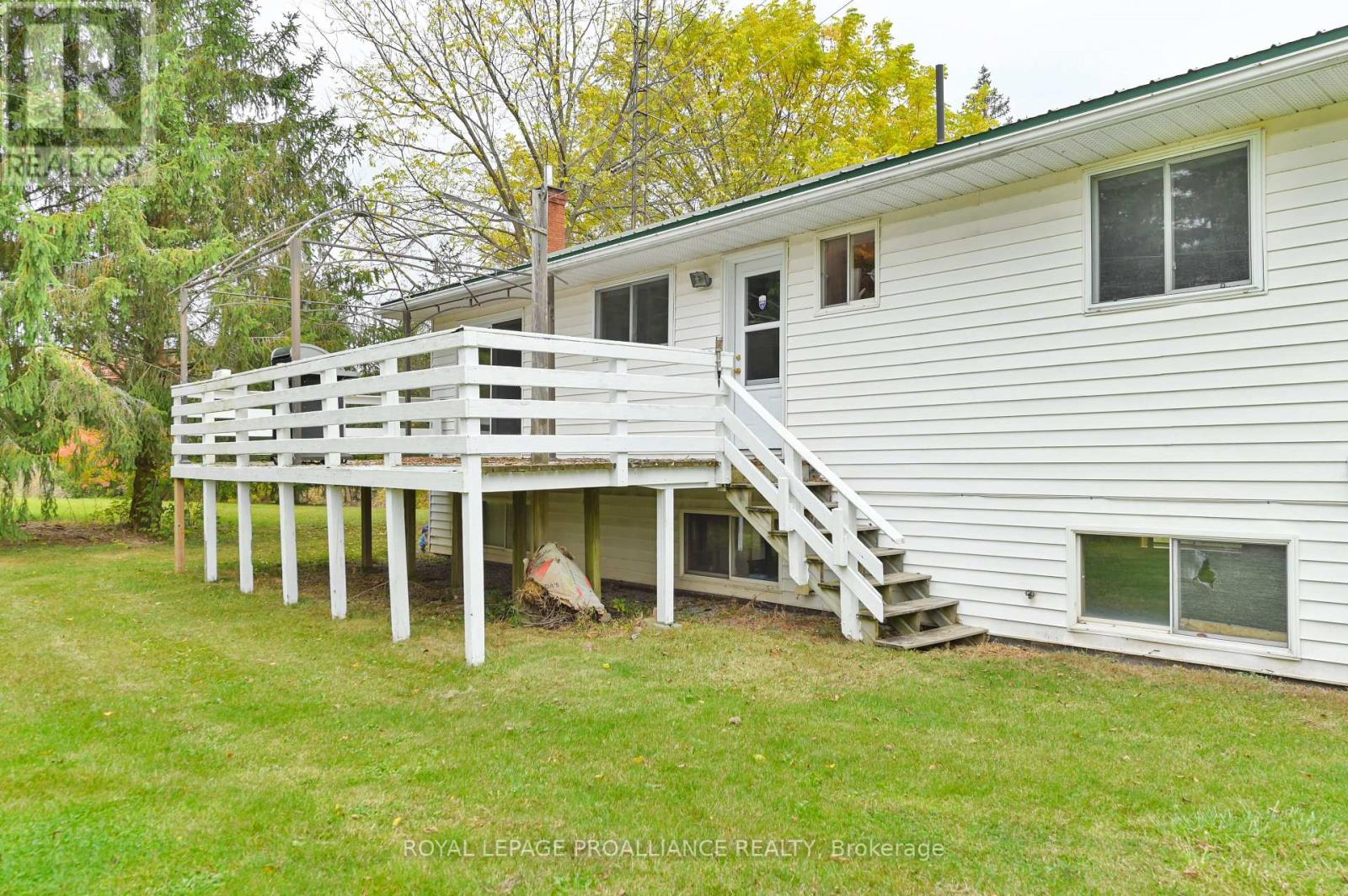 63 ARANDA WAY