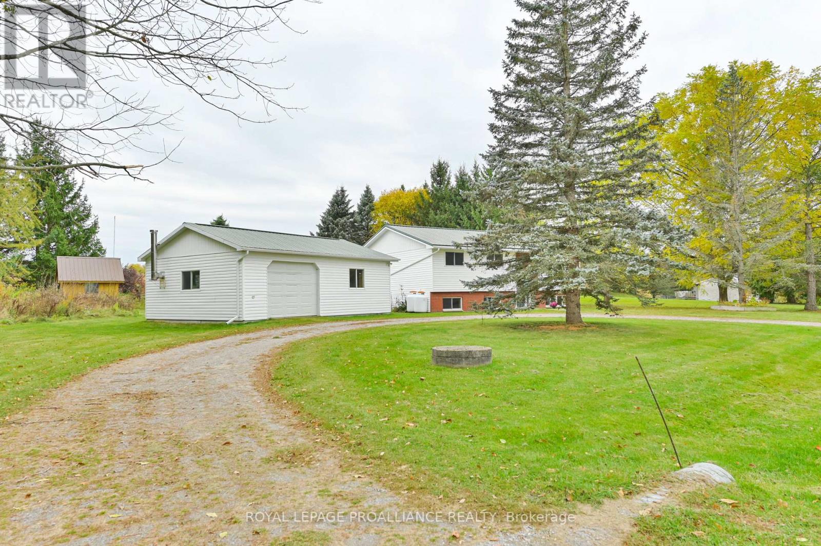 63 ARANDA WAY