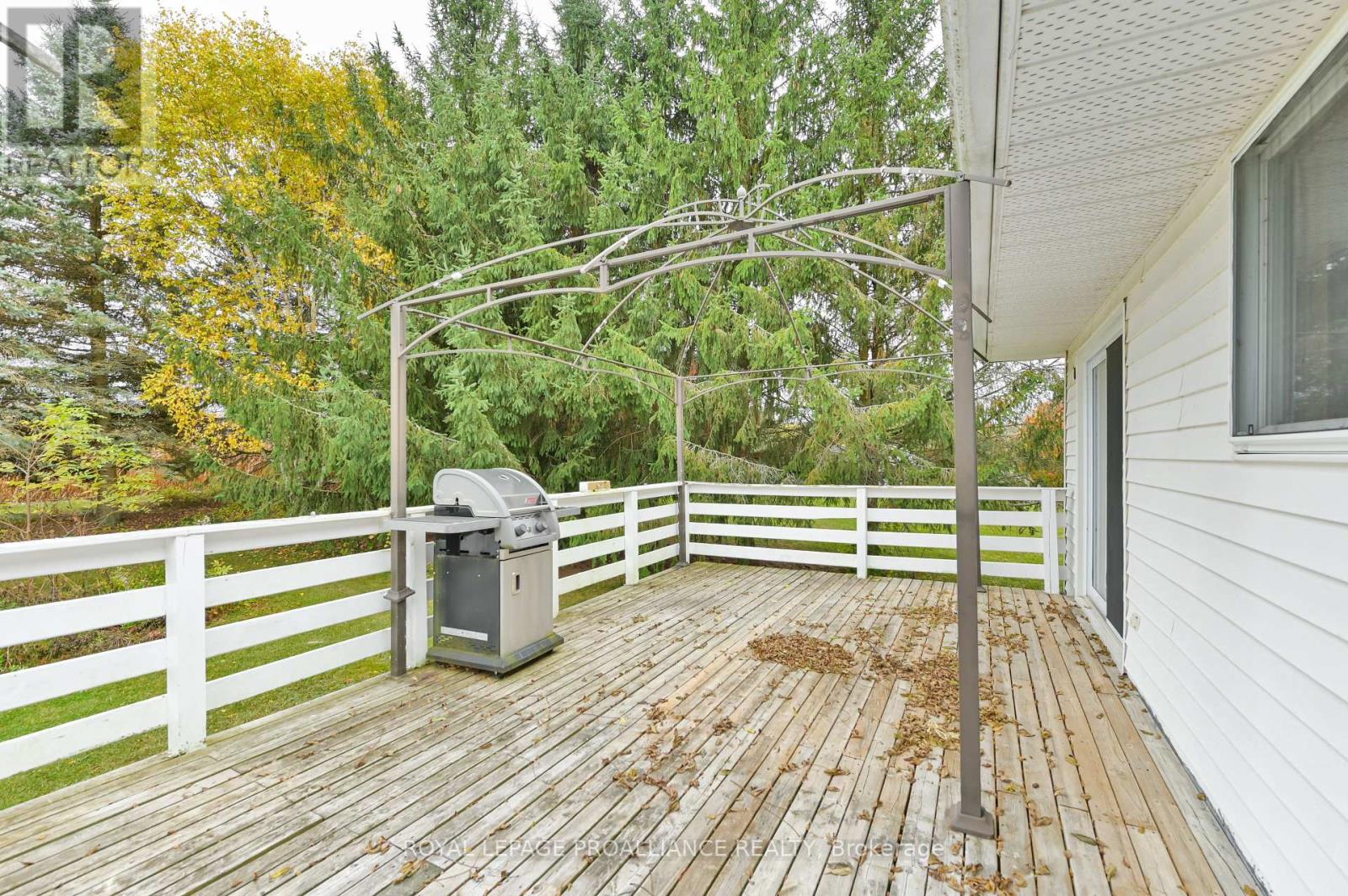 63 ARANDA WAY