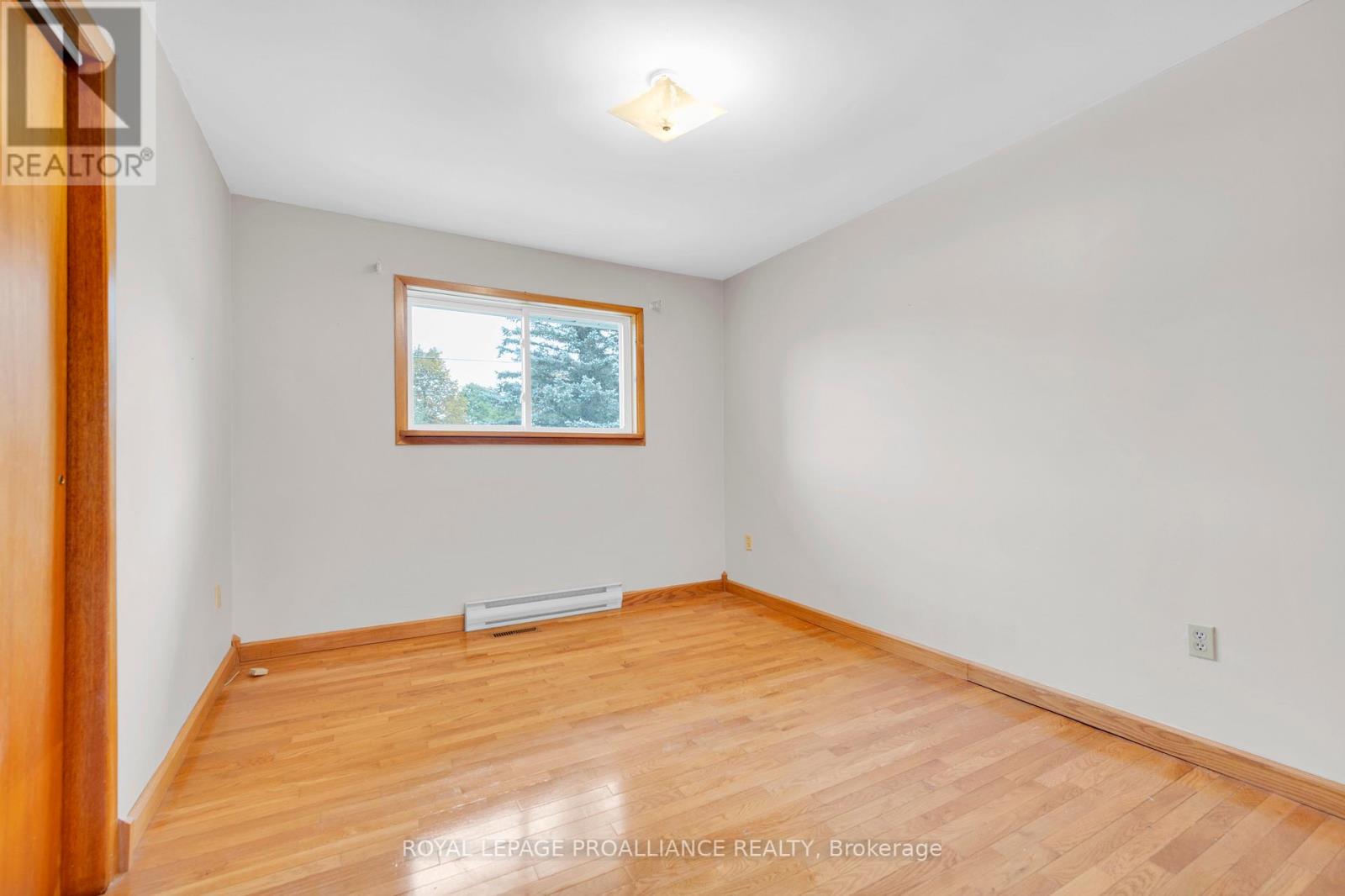 63 ARANDA WAY