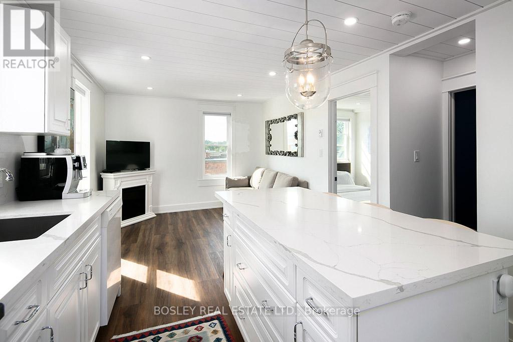 #303 -110 SYKES ST N, #303