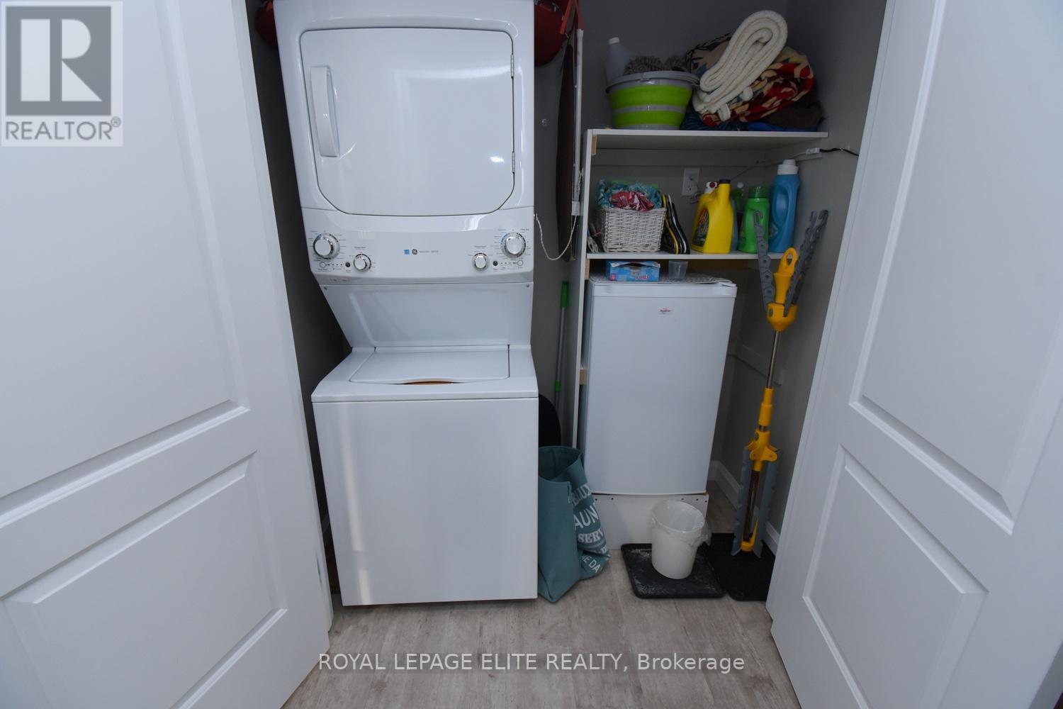 #15 -740 MAIN ST E, #15