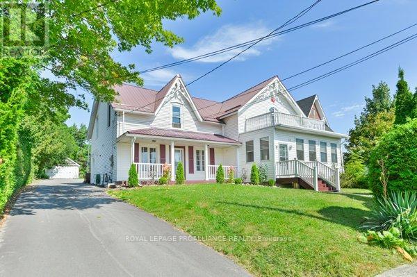 52 SANFORD ST