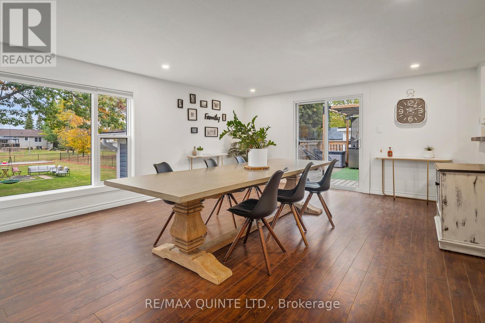 16 MAPLE DR