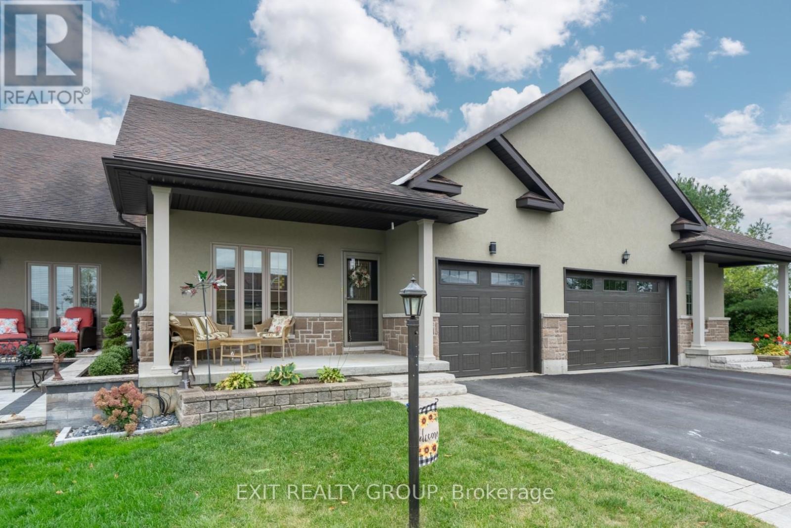 52 ALETHA DR