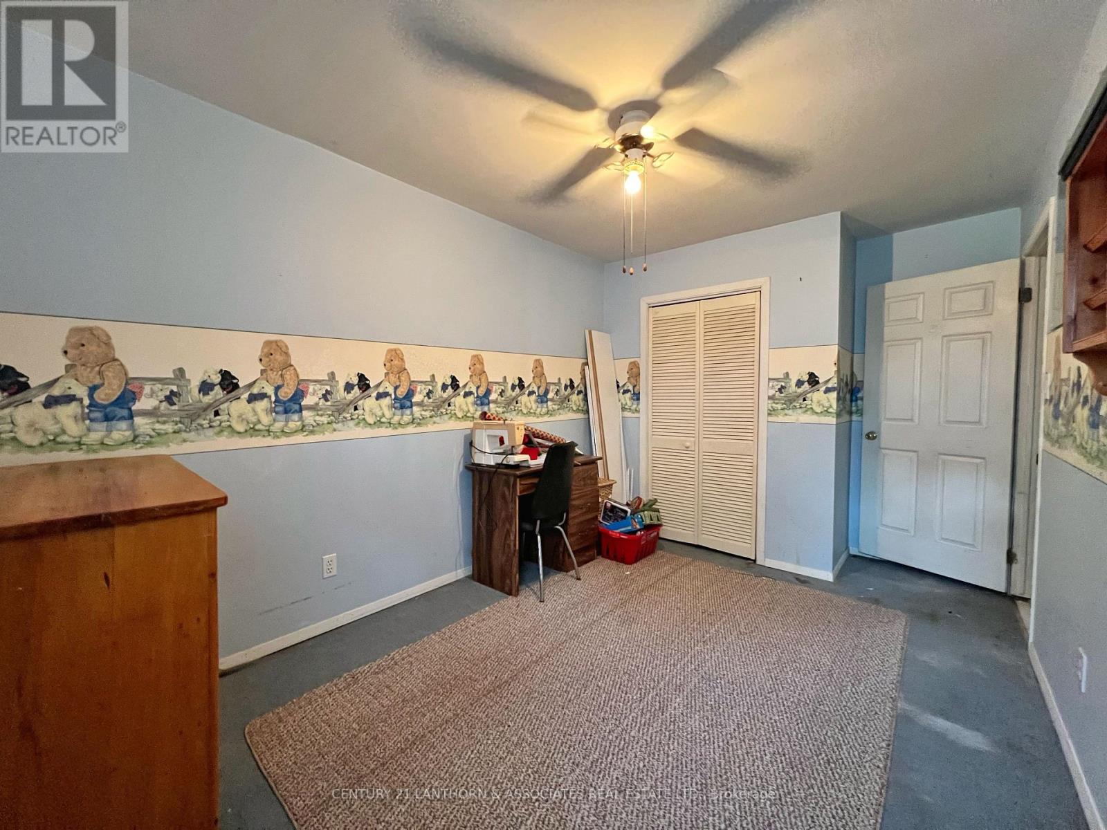 396 PICTON MAIN ST E