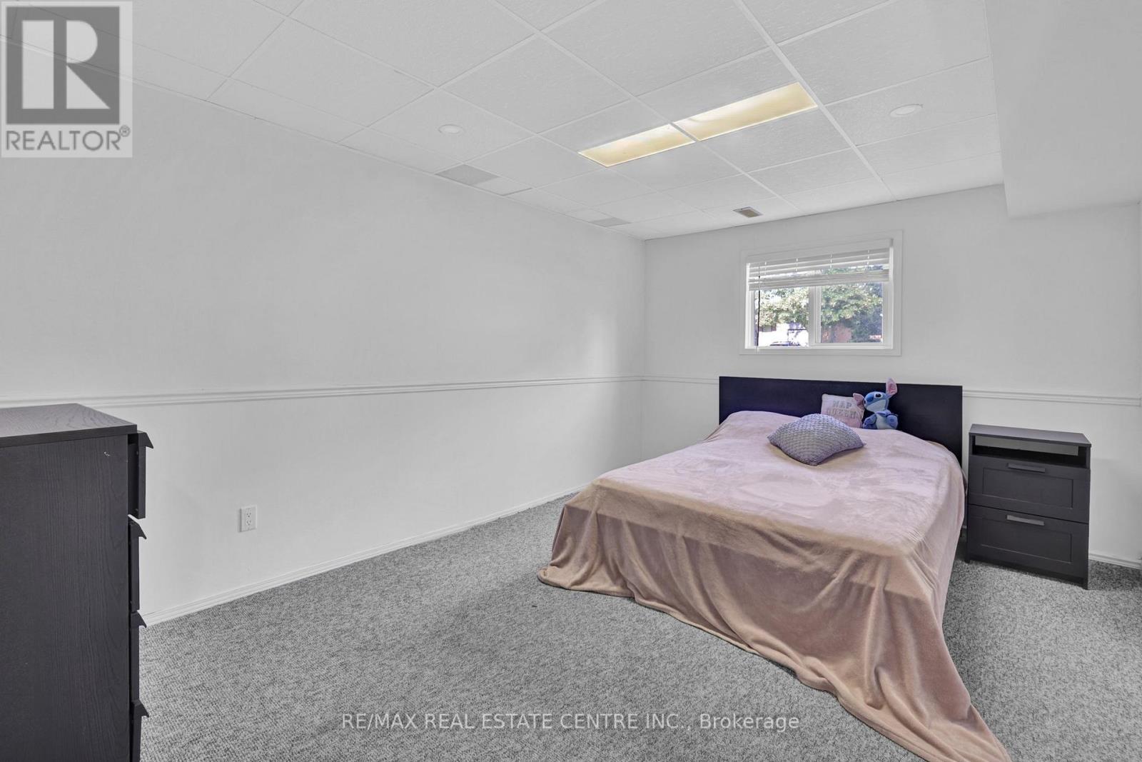 461 LANSDOWNE AVE