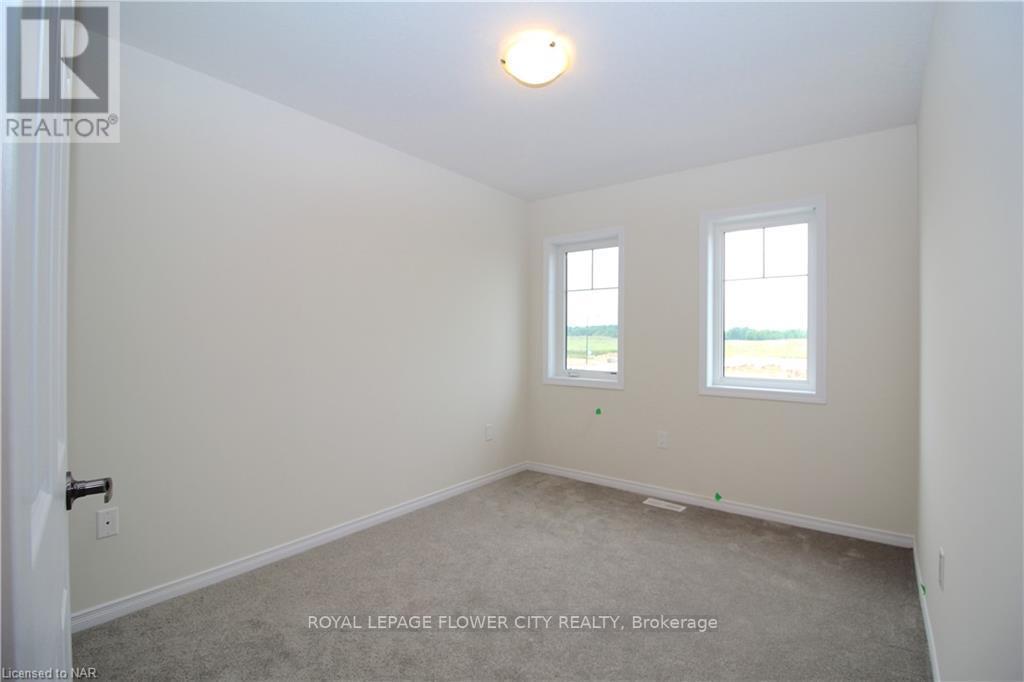 151 THOMPSON RD