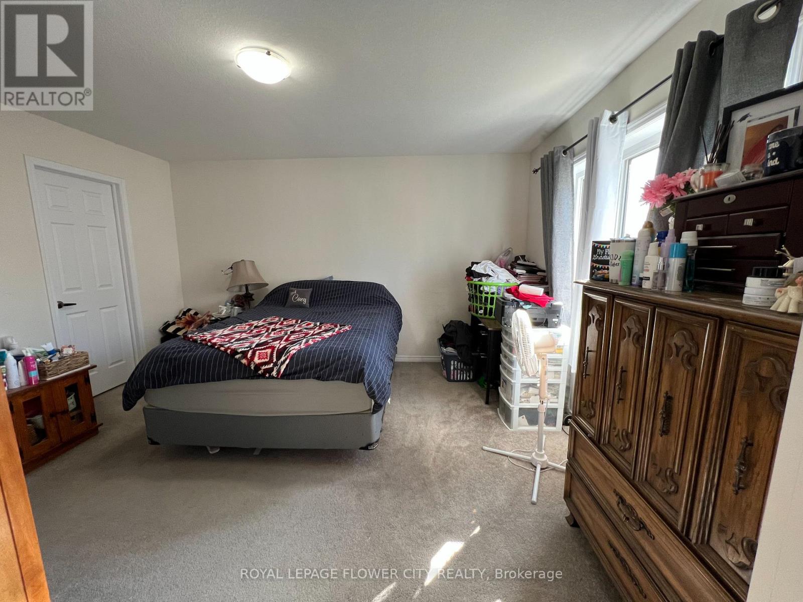 151 THOMPSON RD