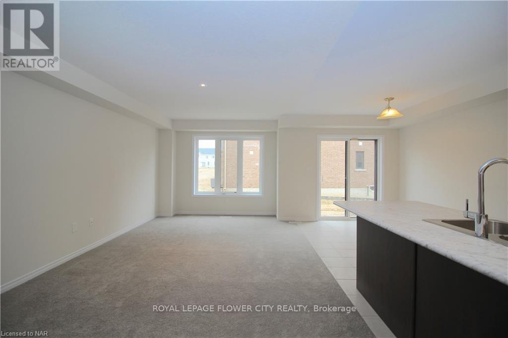 151 THOMPSON RD