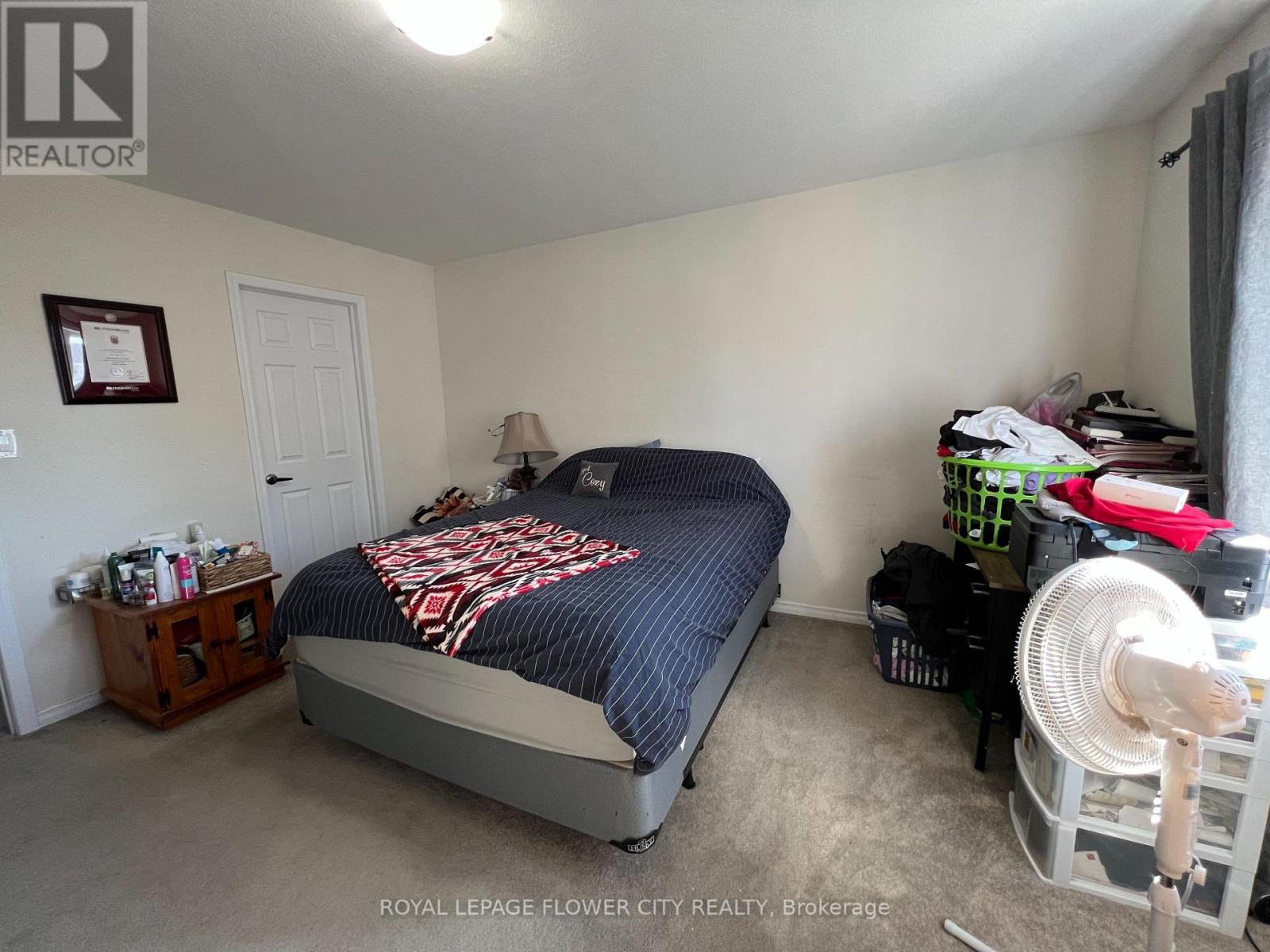 151 THOMPSON RD